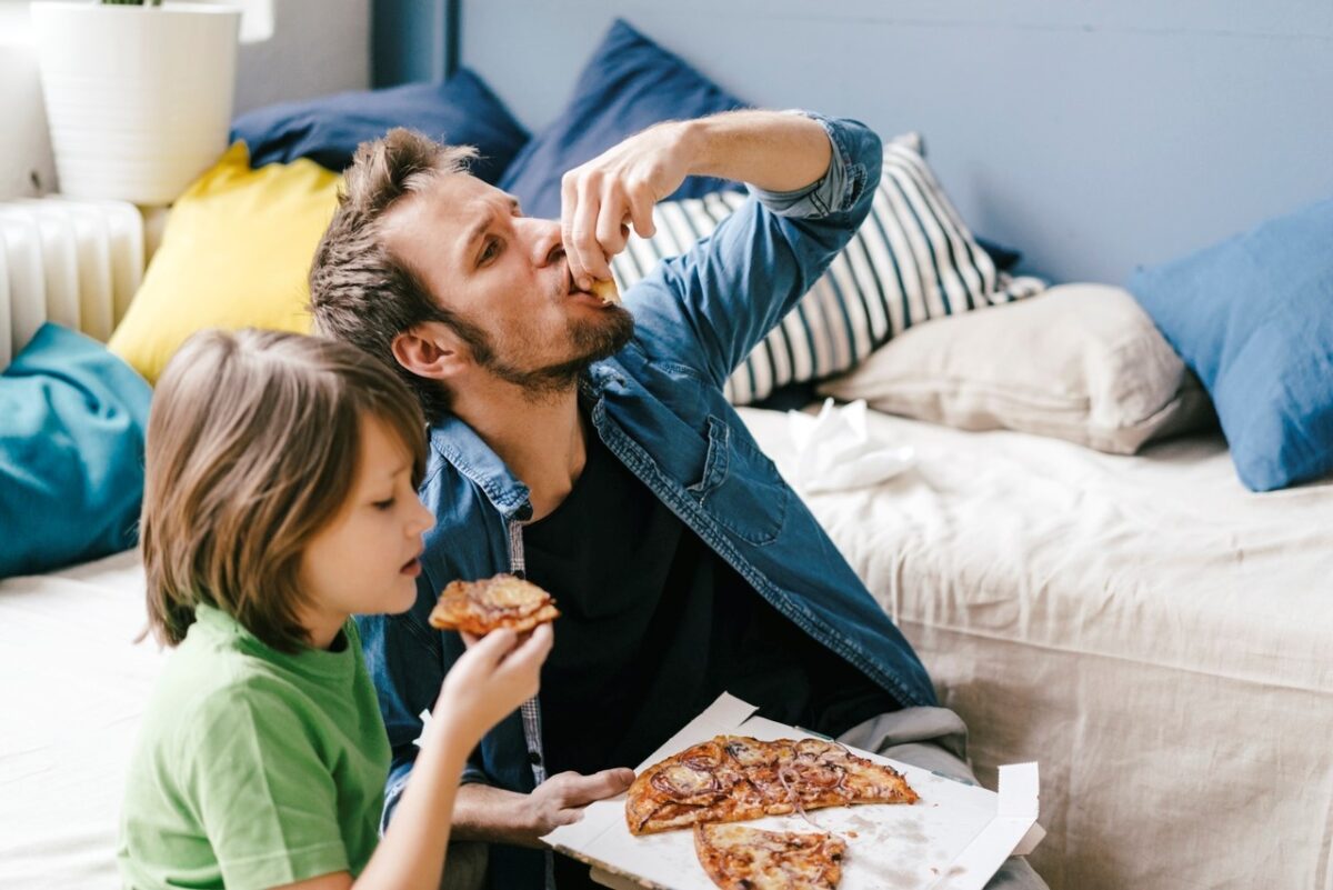 Giữ cơ thể thoải mái hơn nhờ những thói quen nhỏ trong lúc làm việc