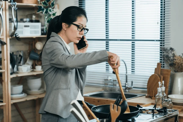 Tạo sự linh hoạt cho cơ thể bằng những hoạt động nhỏ trong giờ làm